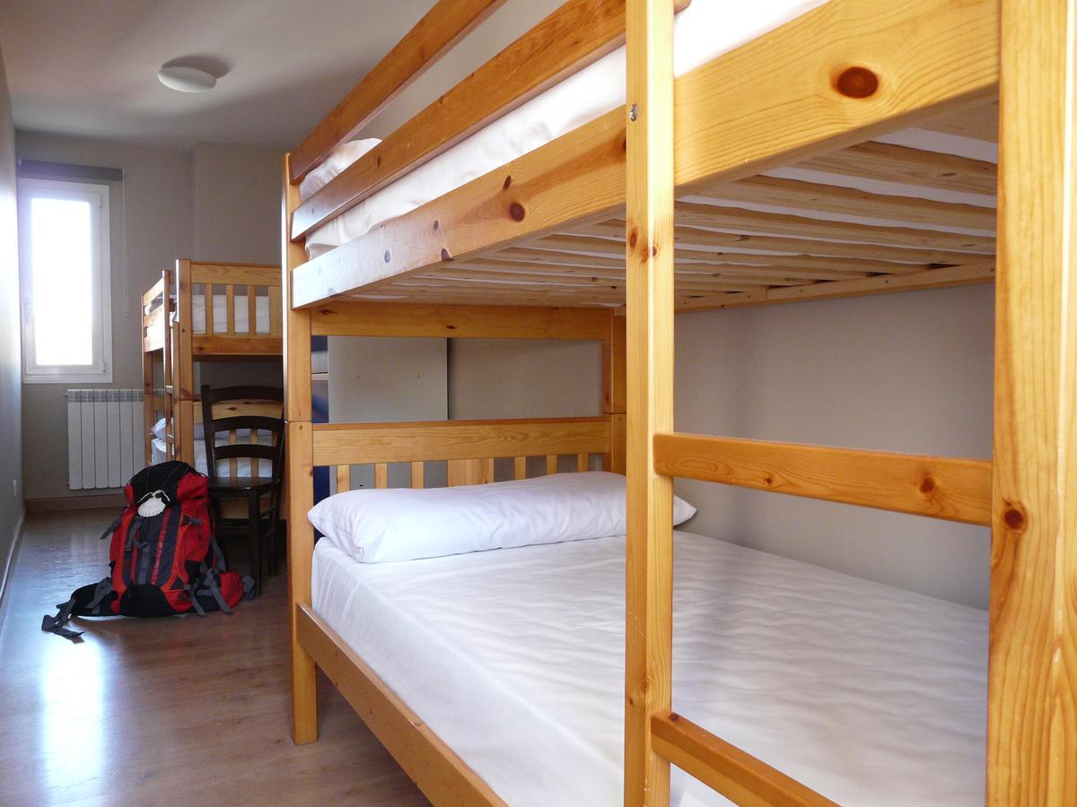 Albergue San Nicolas Larrasoana Eksteriør billede